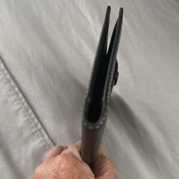 COACH Passport Wallet, Black with white stitching. Beautifull condition. - Picture 3 of 8